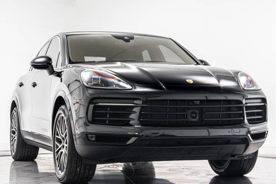 2022 Cayenne Coupe picture #1