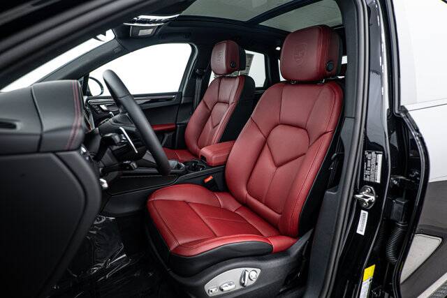 2025 Macan picture #5