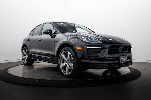2025 Macan picture #9