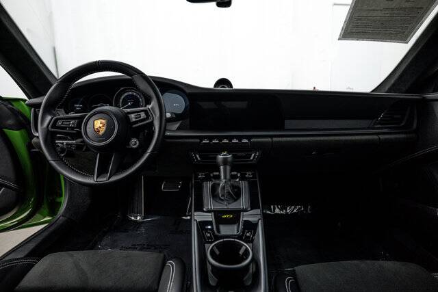 2022 911 GT3 picture #14