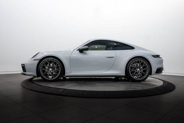 2023 911 Carrera T picture #2