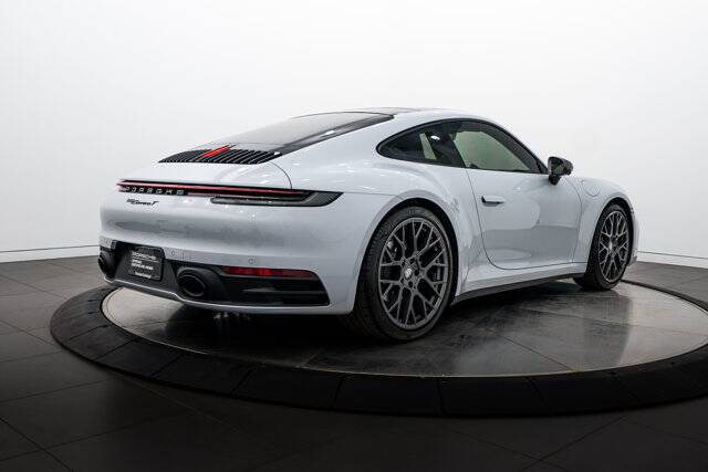 2023 911 Carrera T picture #7