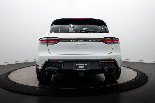 2025 Macan picture #6