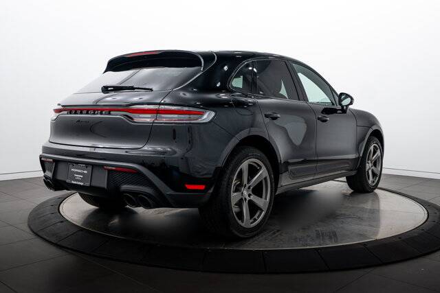 2025 Macan picture #7