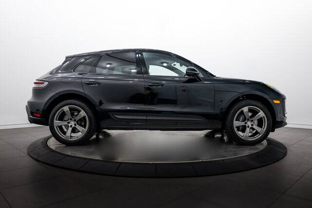 2025 Macan picture #8