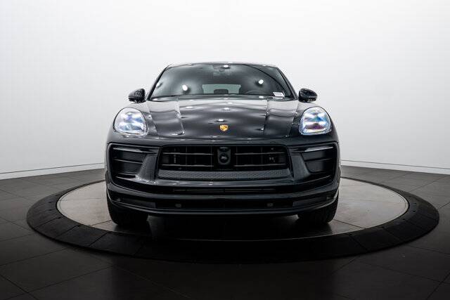 2025 Macan picture #10
