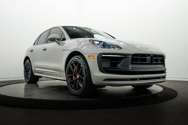 2025 Macan GTS picture #9