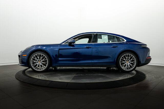 2026 Panamera 4 picture #2
