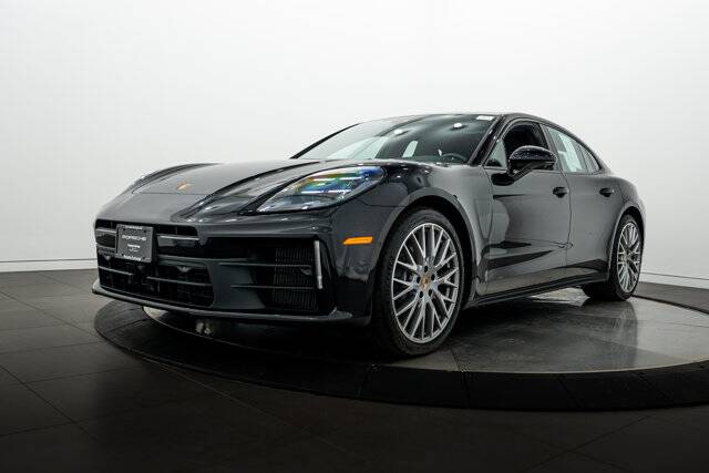 2026 Panamera 4 picture #1