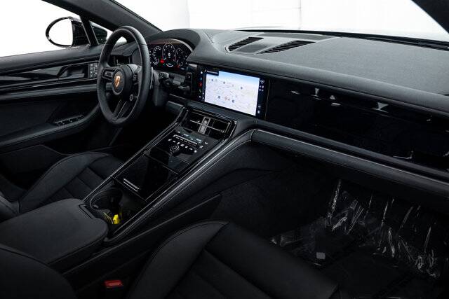 2026 Panamera 4 picture #12