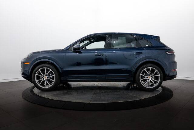 2026 Cayenne picture #2