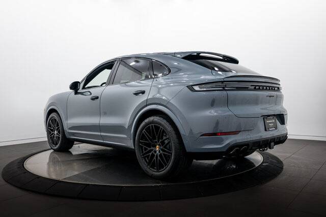 2026 Cayenne Coupe picture #3