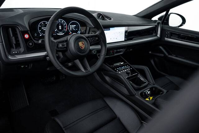 2026 Cayenne Coupe picture #4