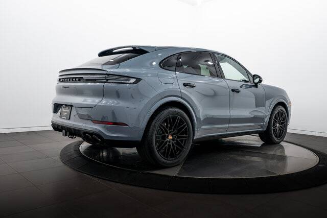2026 Cayenne Coupe picture #7