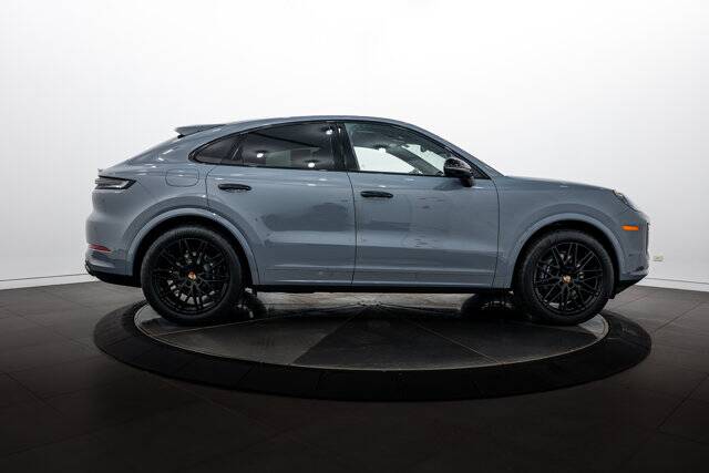 2026 Cayenne Coupe picture #8