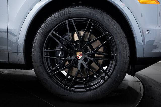 2026 Cayenne Coupe picture #11