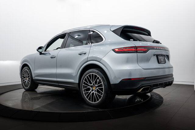 2020 Cayenne picture #3