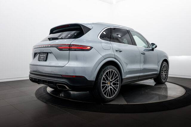 2020 Cayenne picture #7