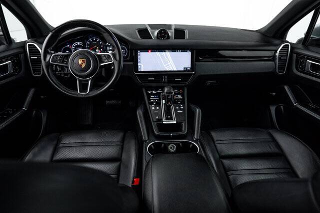 2020 Cayenne picture #12