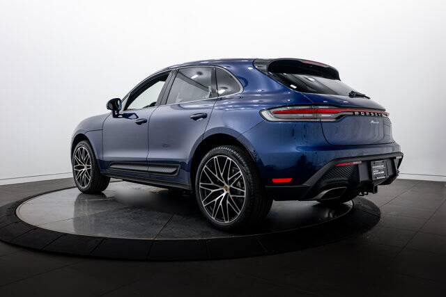 2026 Macan picture #3