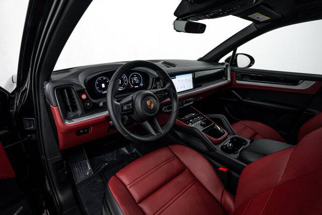 2026 Cayenne picture #4