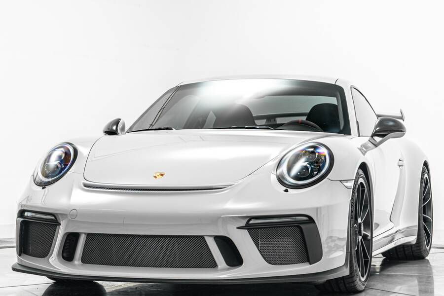 2019 911 GT3 -6 Speed Manual, Carbon Buckets, Extended Leather picture #4