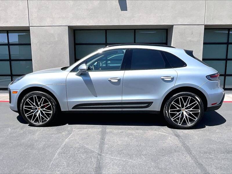 2023 Macan S picture #2