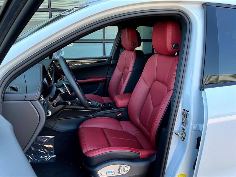 2025 Macan picture #5
