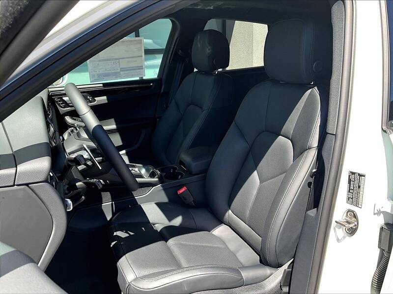 2025 Macan picture #5