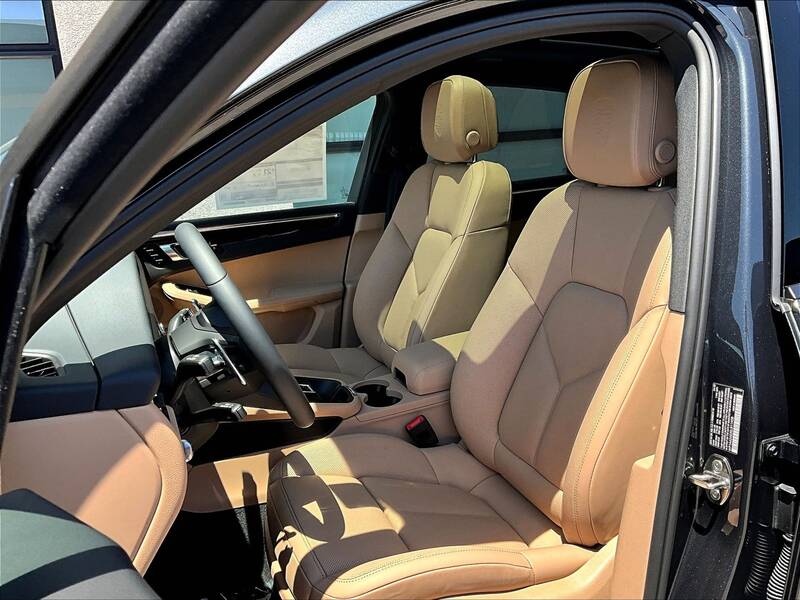 2025 Macan picture #5