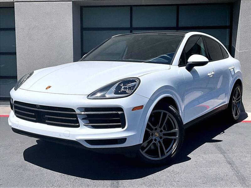 2023 Cayenne Coupe Platinum Edition picture #1