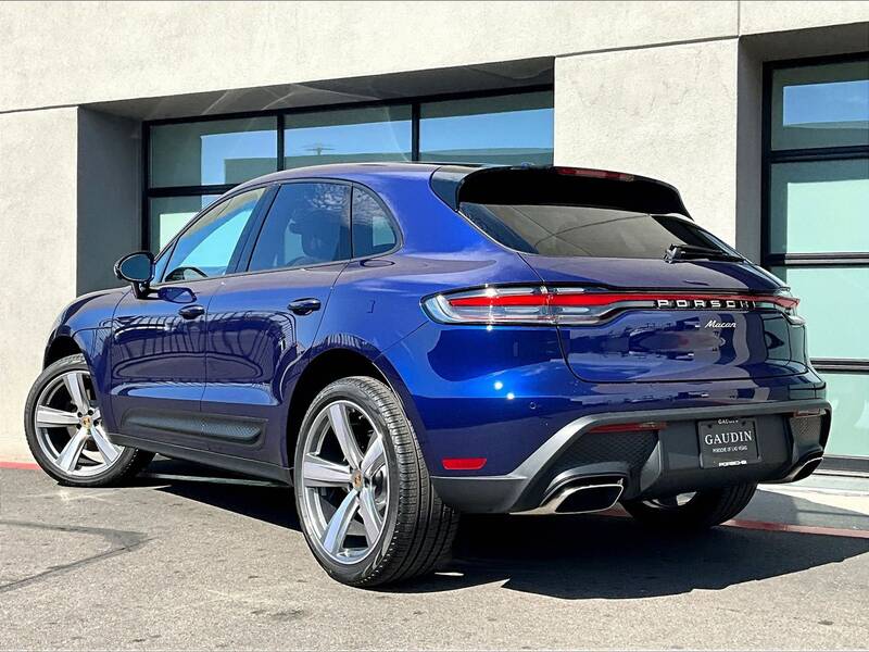 2025 Macan picture #3