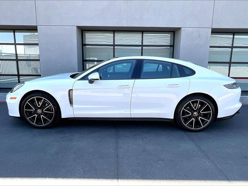 2023 Panamera Platinum Edition picture #2