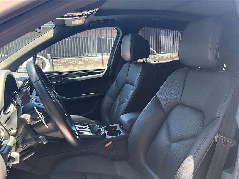 2023 Macan S picture #5