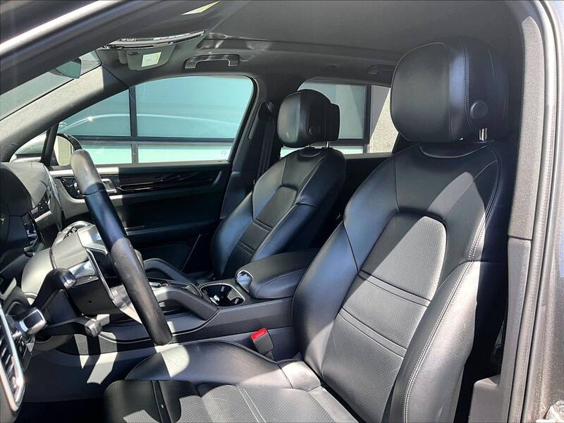 2021 Cayenne S picture #5