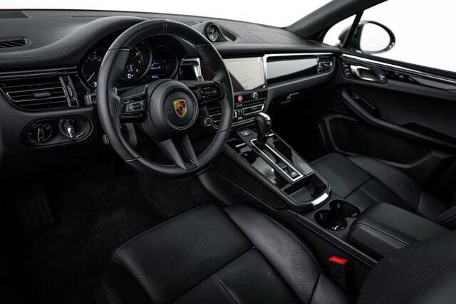 2026 Macan T picture #4