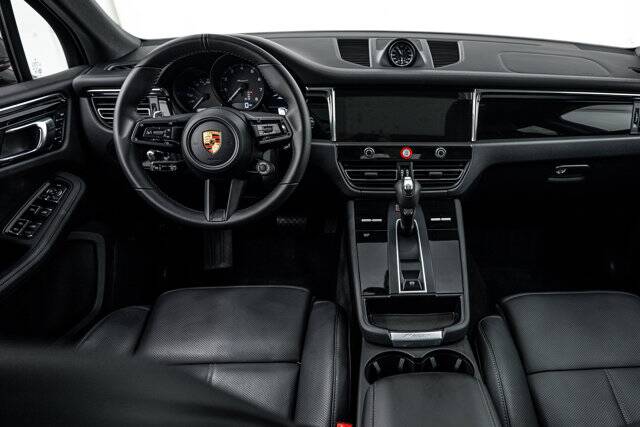 2026 Macan T picture #13
