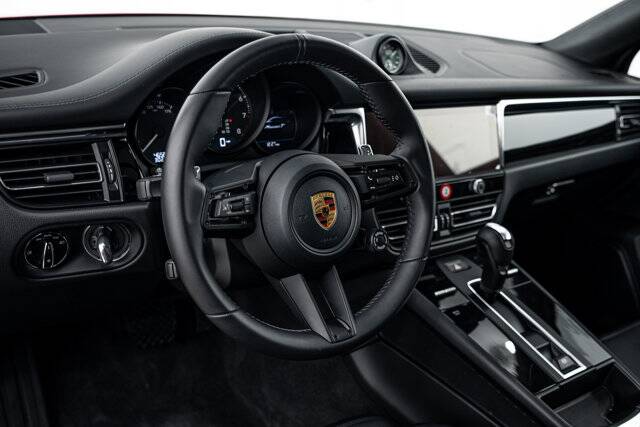 2026 Macan T picture #14