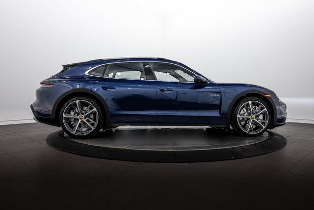2024 Taycan 4S Cross Turismo picture #8