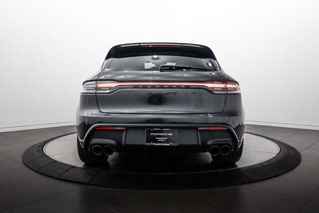 2024 Macan GTS picture #6