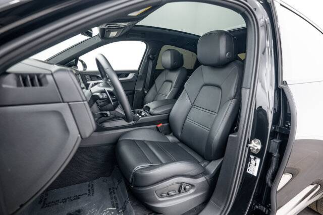 2025 Cayenne picture #5
