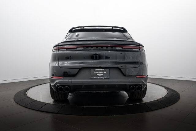 2025 Cayenne picture #6