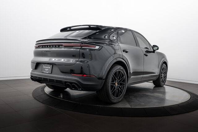 2025 Cayenne picture #7
