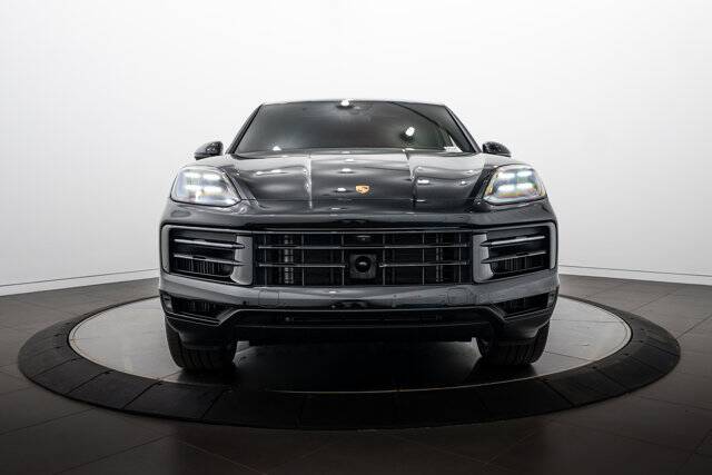 2025 Cayenne picture #10