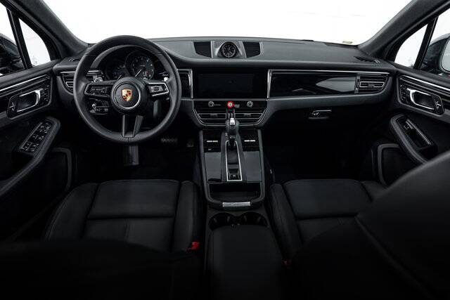2026 Macan picture #12