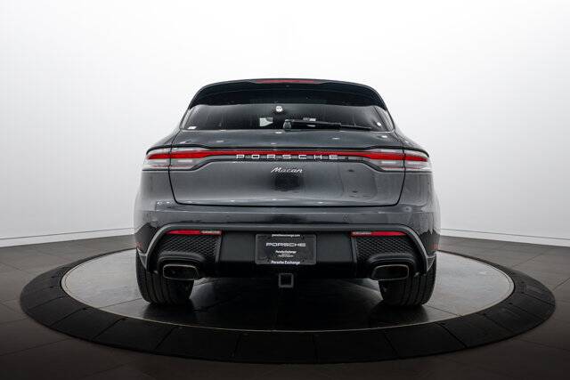 2023 Macan picture #6