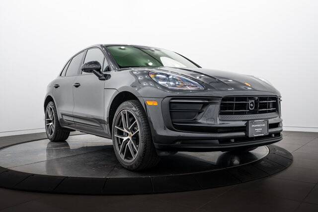 2023 Macan picture #9