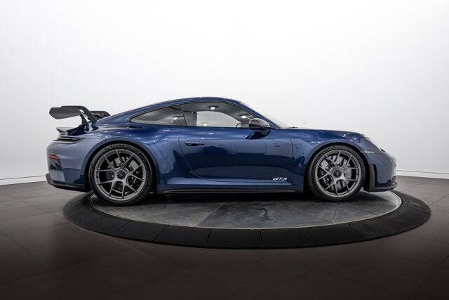 2025 911 GT3 picture #8