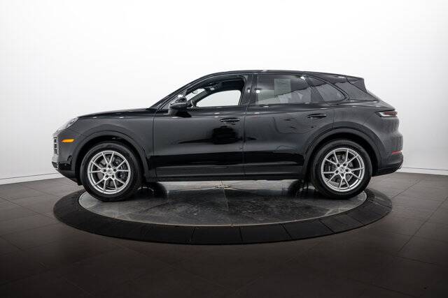 2026 Cayenne picture #2