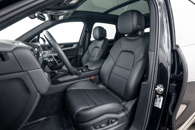 2026 Cayenne picture #5